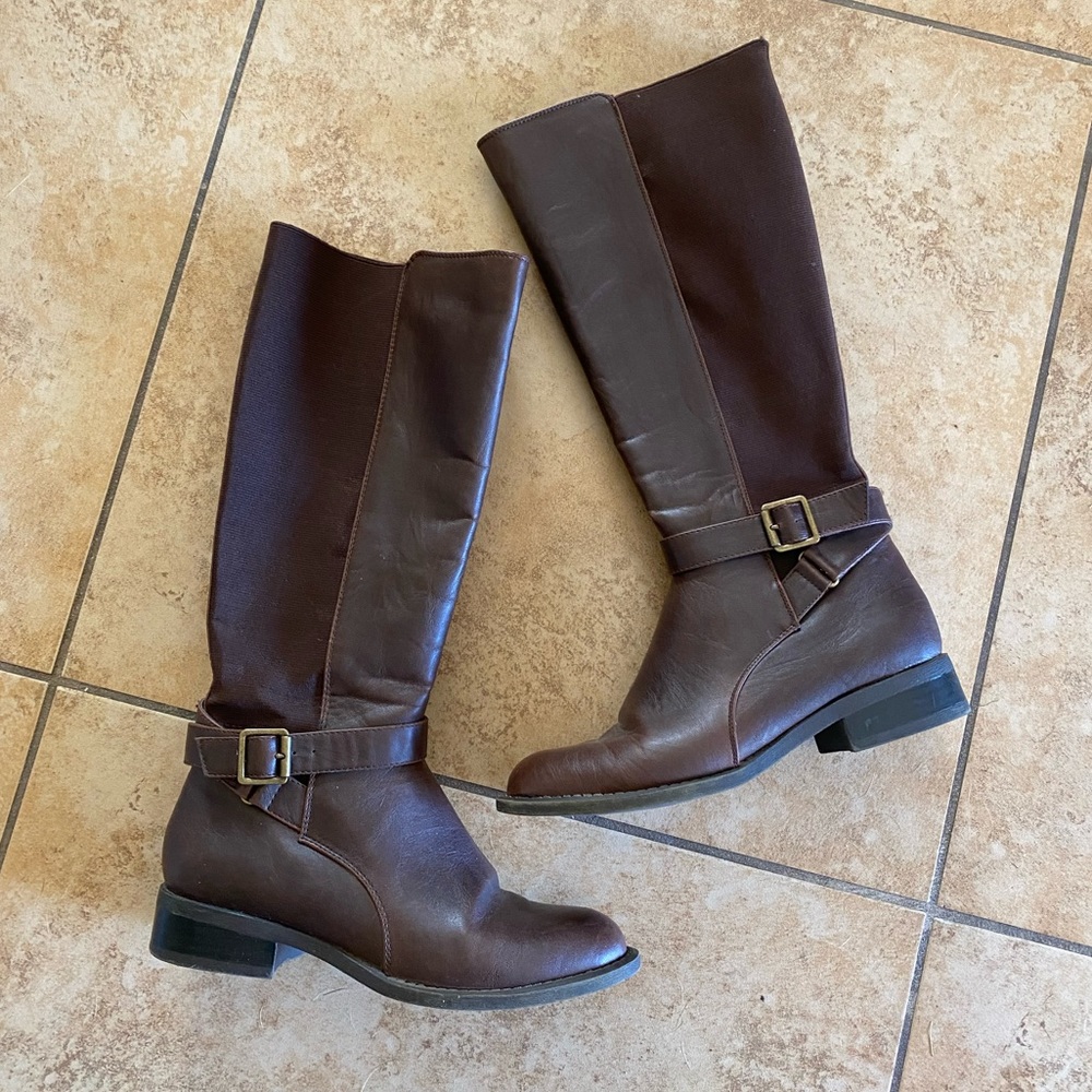 Tall Brown Leather Boots// Size 6